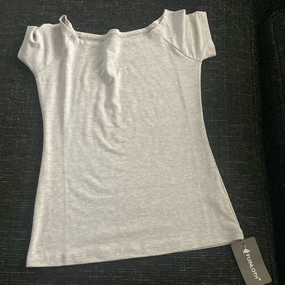 Fuinloth Women's Off Shoulder top